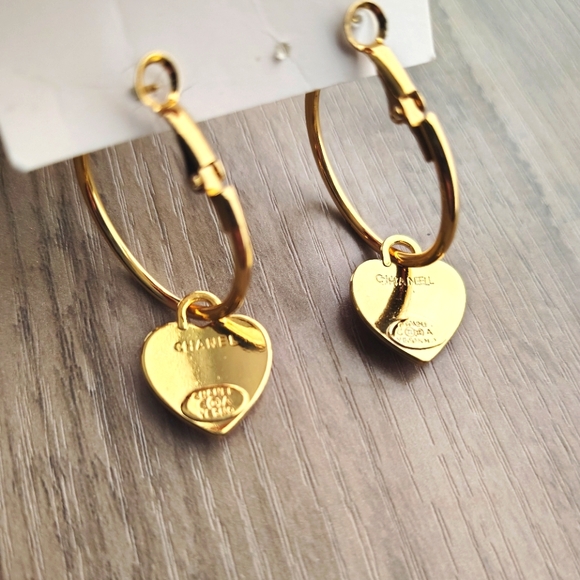 Chanel Pink Zipper Pull Hearts/14k Gold Plated Hoops - Picture 3 of 4